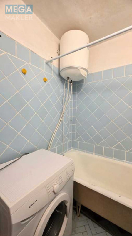 Оренда 2 кімнатної квартири, <a class="location-link" href="/kiev/" title="Недвижимость Київ">Київ</a>, <a class="location-link" href="/kiev/podolskij/" title="Недвижимость Подільський район">Подільський р-н</a>, Георгія Гонгадзе просп., 32 (изображение 18)