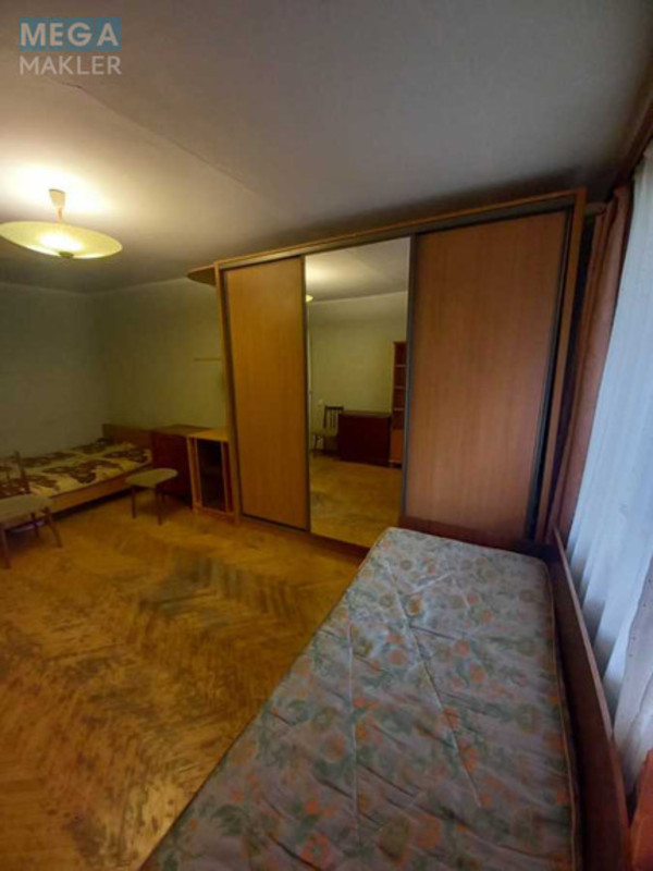 Оренда кімнати (підселення), <a class="location-link" href="/kiev/" title="Недвижимость Київ">Київ</a>, <a class="location-link" href="/kiev/dneprovskij/" title="Недвижимость Дніпровський район">Дніпровський р-н</a>, Верховної Ради бульв., 19 (изображение 3)