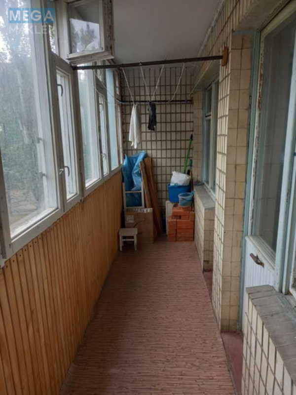 Оренда кімнати (підселення), <a class="location-link" href="/kiev/" title="Недвижимость Київ">Київ</a>, <a class="location-link" href="/kiev/dneprovskij/" title="Недвижимость Дніпровський район">Дніпровський р-н</a>, Верховної Ради бульв., 19 (изображение 4)