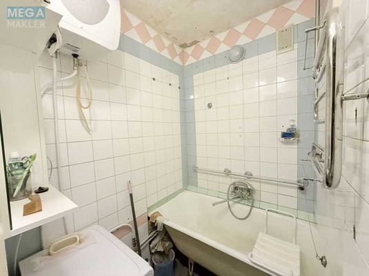 Продаж 3 кімнатної квартири (58/39/7), 3 пов. 9 пов. будинку, <a class="location-link" href="/kiev/" title="Недвижимость Київ">Київ</a>, <a class="location-link" href="/kiev/dneprovskij/" title="Недвижимость Дніпровський район">Дніпровський р-н</a>, Новаторів вул., 4 (изображение 7)