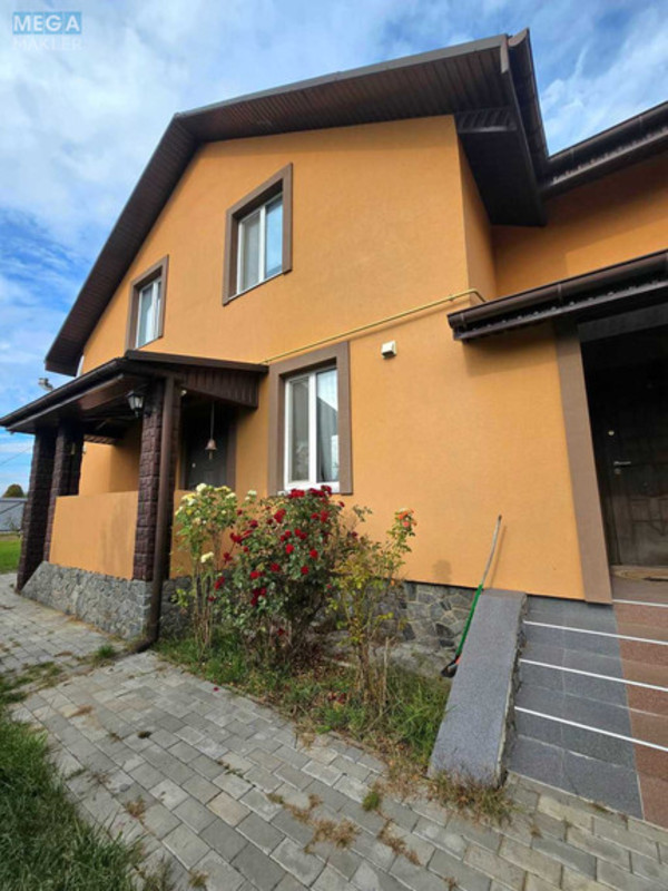 Продаж дома, 2&nbsp;поверху, 310&nbsp;кв.м, 4&nbsp;кімнати, ділянка 8&nbsp;соток, <a class="location-link" href="/fursy/" title="Недвижимость Фурсі">Фурси</a>, Фіаніт, 5 (изображение 2)