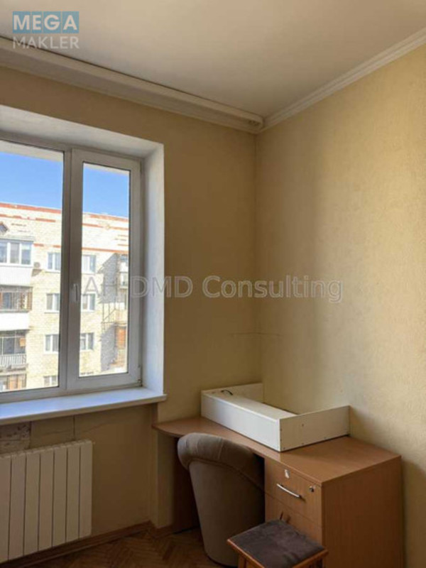 Продаж 3 кімнатної квартири (90/55/10), 5 пов. 5 пов. будинку, <a class="location-link" href="/kiev/" title="Недвижимость Київ">Київ</a>, <a class="location-link" href="/kiev/goloseevskij/" title="Недвижимость Голосіївський район">Голосіївський р-н</a>, Голосеевский просп., 102/1 (изображение 8)