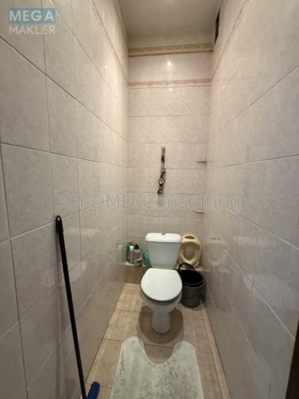 Продаж 3 кімнатної квартири (90/55/10), 5 пов. 5 пов. будинку, <a class="location-link" href="/kiev/" title="Недвижимость Київ">Київ</a>, <a class="location-link" href="/kiev/goloseevskij/" title="Недвижимость Голосіївський район">Голосіївський р-н</a>, Голосеевский просп., 102/1 (изображение 10)