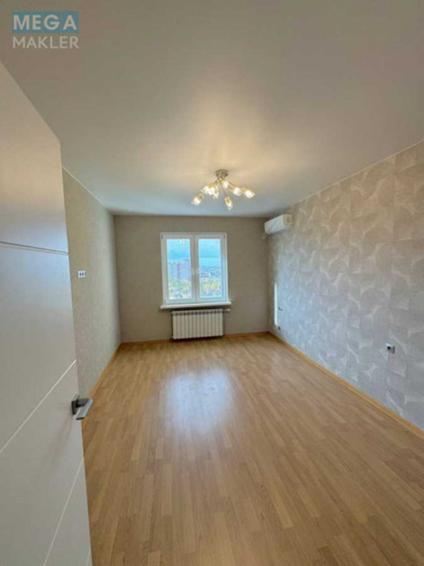 Продаж 2 кімнатної квартири (66/31/12), 16 пов. 16 пов. будинку, <a class="location-link" href="/kiev/" title="Недвижимость Київ">Київ</a>, <a class="location-link" href="/kiev/goloseevskij/" title="Недвижимость Голосіївський район">Голосіївський р-н</a>, Михайла Максимовича вул., 9в (изображение 4)