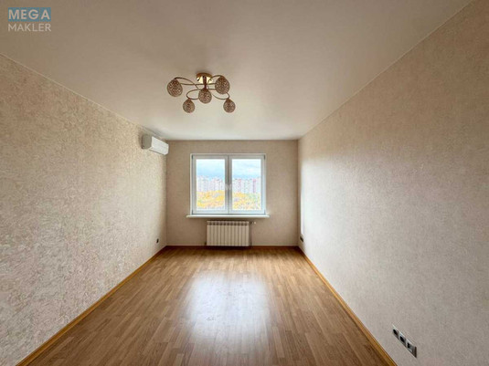 Продаж 2 кімнатної квартири (66/31/12), 16 пов. 16 пов. будинку, <a class="location-link" href="/kiev/" title="Недвижимость Київ">Київ</a>, <a class="location-link" href="/kiev/goloseevskij/" title="Недвижимость Голосіївський район">Голосіївський р-н</a>, Михайла Максимовича вул., 9в (изображение 6)