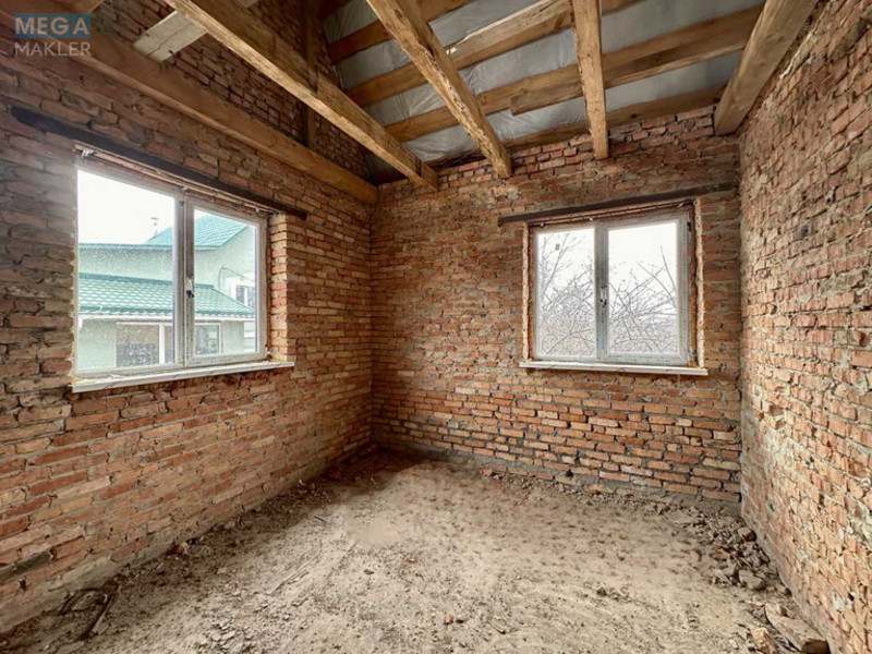 Продаж дома, 2&nbsp;поверху, 120&nbsp;кв.м, 3&nbsp;кімнати, ділянка 6&nbsp;соток, <a class="location-link" href="/podgorcy-selo/" title="Недвижимость Підгірці">Підгірці</a>, Будівельник (изображение 6)