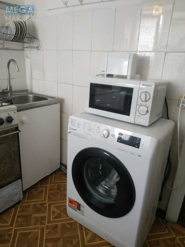 Оренда 2 кімнатної квартири, <a class="location-link" href="/kiev/" title="Недвижимость Київ">Київ</a>, <a class="location-link" href="/kiev/goloseevskij/" title="Недвижимость Голосіївський район">Голосіївський р-н</a>, Михайла Ломоносова вул., 4 (изображение 6)