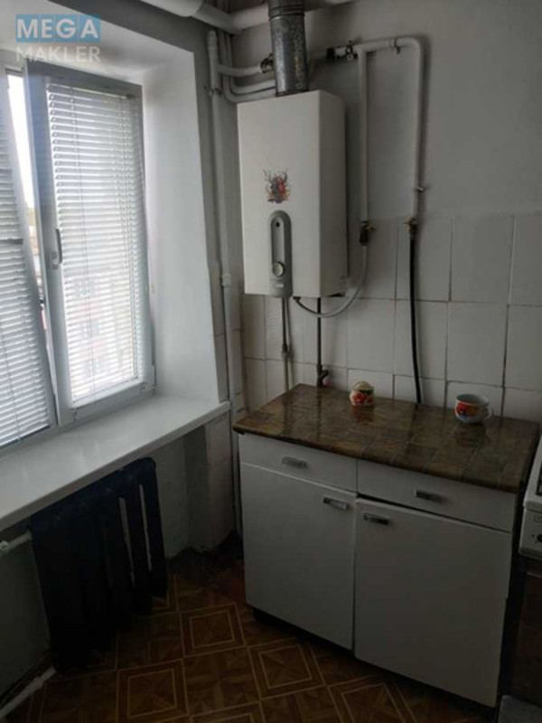 Оренда 2 кімнатної квартири, <a class="location-link" href="/kiev/" title="Недвижимость Київ">Київ</a>, <a class="location-link" href="/kiev/goloseevskij/" title="Недвижимость Голосіївський район">Голосіївський р-н</a>, Михайла Ломоносова вул., 4 (изображение 7)