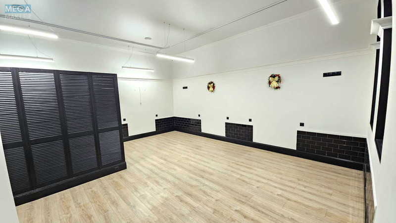 Оренда комерційної нерухомості, 73&nbsp;кв.м, под офис, <a class="location-link" href="/kiev/" title="Недвижимость Київ">Київ</a>, <a class="location-link" href="/kiev/pecherskij/" title="Недвижимость Печерський район">Печерський р-н</a>, Круглоуниверситетская ул., 14 (изображение 7)