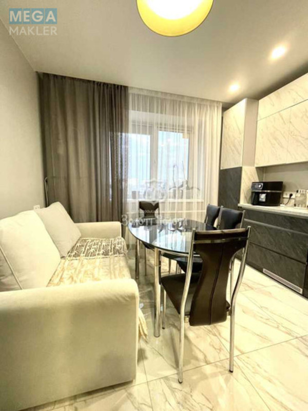 Продаж 1 кімнатної квартири (40/20/11), 3 пов. 10 пов. будинку, <a class="location-link" href="/kryukovshina/" title="Недвижимость Крюківщина">Крюківщина</a>, Вишнева вул., 27 (изображение 3)