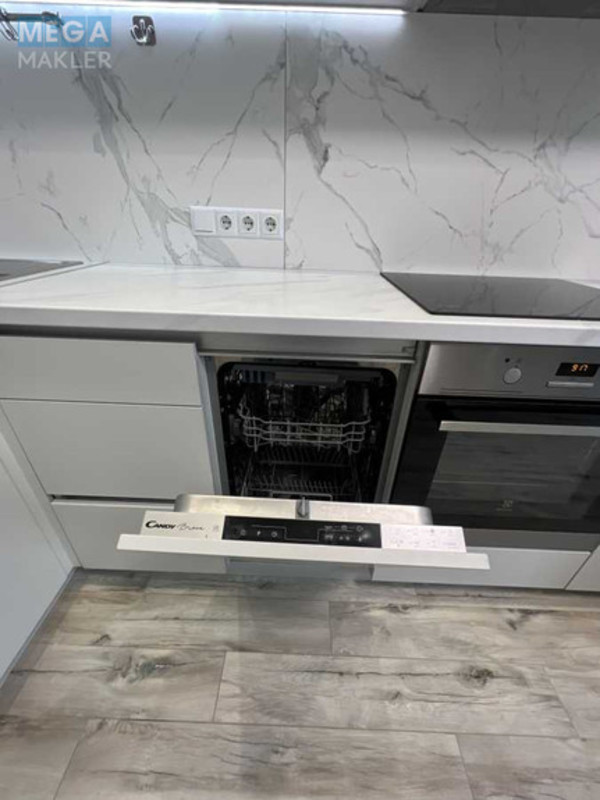 Оренда 1 кімнатної квартири, <a class="location-link" href="/kiev/" title="Недвижимость Київ">Київ</a>, <a class="location-link" href="/kiev/dneprovskij/" title="Недвижимость Дніпровський район">Дніпровський р-н</a>, Микільсько-Слобідська вул., 10 (изображение 3)