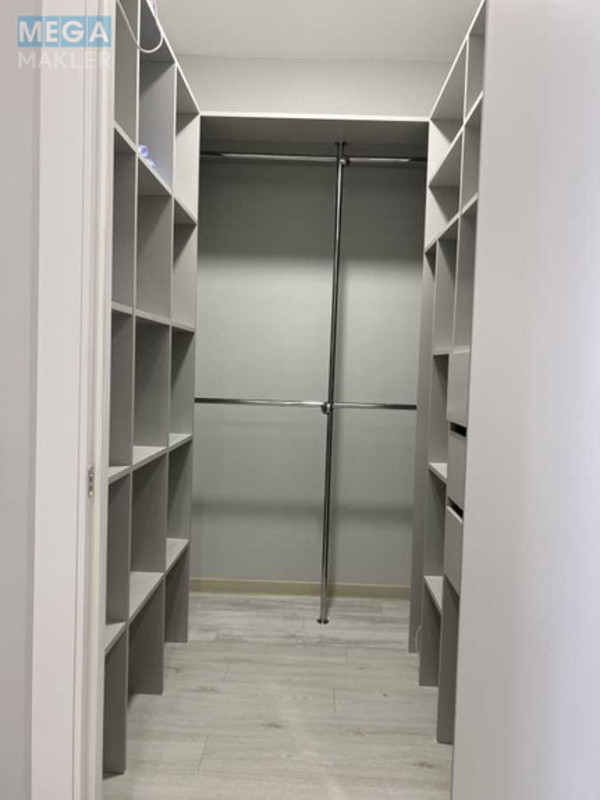 Оренда 1 кімнатної квартири, <a class="location-link" href="/kiev/" title="Недвижимость Київ">Київ</a>, <a class="location-link" href="/kiev/dneprovskij/" title="Недвижимость Дніпровський район">Дніпровський р-н</a>, Микільсько-Слобідська вул., 10 (изображение 11)