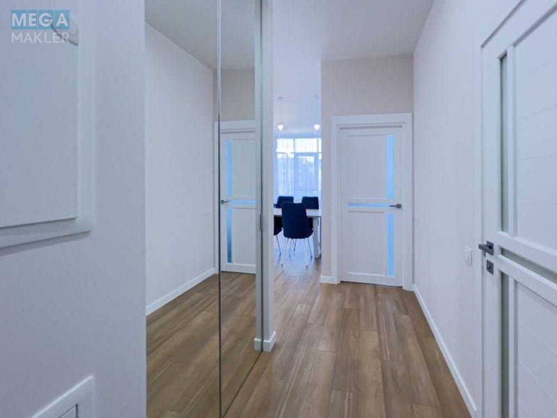 Оренда 1 кімнатної квартири, <a class="location-link" href="/kiev/" title="Недвижимость Київ">Київ</a>, <a class="location-link" href="/kiev/pecherskij/" title="Недвижимость Печерський район">Печерський р-н</a>, Саперне Поле вул., 5а (изображение 2)