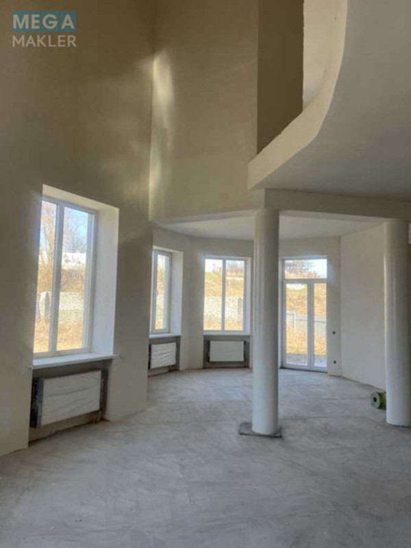 Продаж дома, 3&nbsp;поверху, 344&nbsp;кв.м, 7&nbsp;кімнат, ділянка 10&nbsp;соток, <a class="location-link" href="/kiev/" title="Недвижимость Київ">Київ</a>, <a class="location-link" href="/kiev/darnickij/" title="Недвижимость Дарницький район">Дарницький р-н</a>, Заплавный пер. (изображение 5)