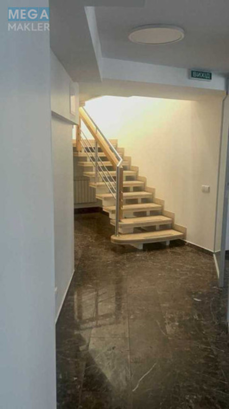 Оренда комерційної нерухомості, 232,30&nbsp;кв.м, под магазин, <a class="location-link" href="/kiev/" title="Недвижимость Київ">Київ</a>, <a class="location-link" href="/kiev/pecherskij/" title="Недвижимость Печерський район">Печерський р-н</a>, Кловский спуск, 12а (изображение 7)