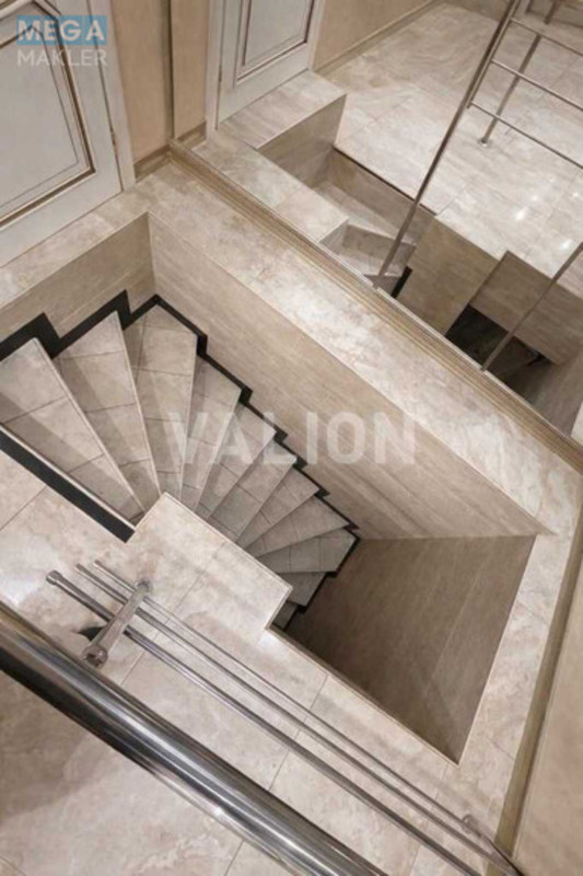 Оренда комерційної нерухомості, 185&nbsp;кв.м, <a class="location-link" href="/kiev/" title="Недвижимость Київ">Київ</a>, <a class="location-link" href="/kiev/solomenskij/" title="Недвижимость Солом'янський район">Солом'янський р-н</a>, Іскрівська вул., 3 (изображение 5)