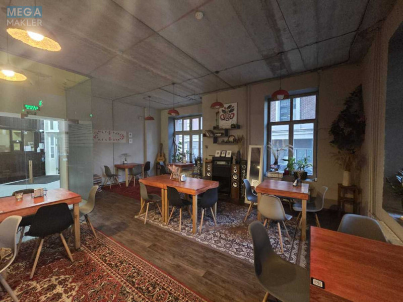 Оренда комерційної нерухомості, 78,50&nbsp;кв.м, под офис, <a class="location-link" href="/kiev/" title="Недвижимость Київ">Київ</a>, <a class="location-link" href="/kiev/podolskij/" title="Недвижимость Подільський район">Подільський р-н</a>, Кожемяцкая ул., 10а (изображение 5)