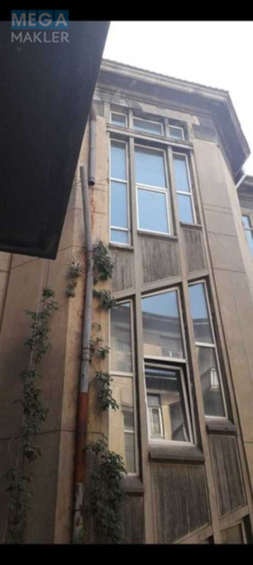 Оренда 1 кімнатної квартири, <a class="location-link" href="/odessa/" title="Недвижимость Одеса">Одеса</a>, <a class="location-link" href="/odessa/primorskij/" title="Недвижимость Приморський район">Приморський р-н</a>, Дерибасовская, 12 (изображение 5)