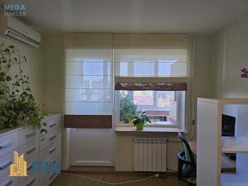 Продаж 2 кімнатної квартири (46/27/6), 6 пов. 9 пов. будинку, <a class="location-link" href="/kiev/" title="Недвижимость Київ">Київ</a>, <a class="location-link" href="/kiev/obolonskij/" title="Недвижимость Оболонський район">Оболонський р-н</a>, Оболонский просп., 16Е (изображение 6)