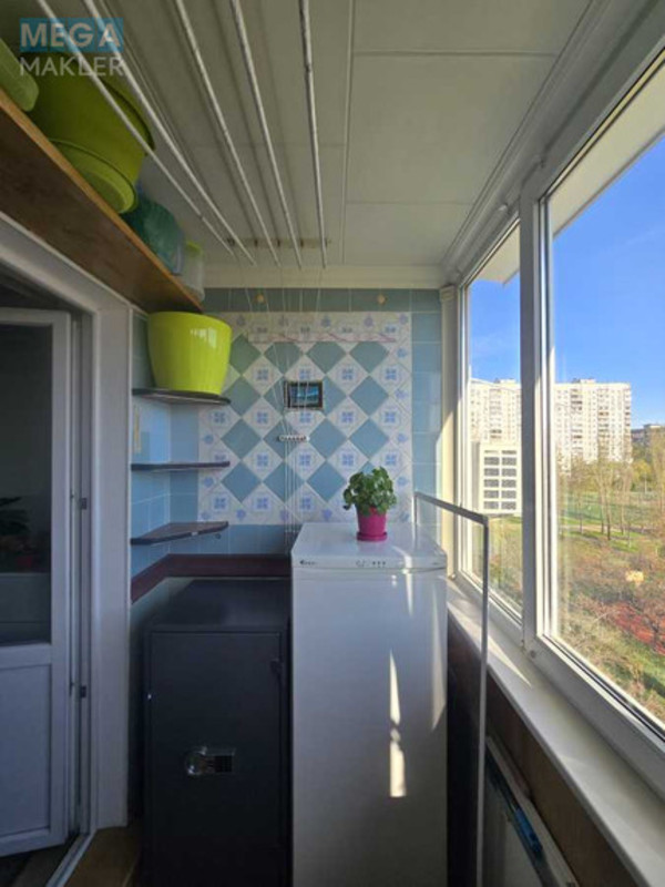 Продаж 2 кімнатної квартири (46/27/6), 6 пов. 9 пов. будинку, <a class="location-link" href="/kiev/" title="Недвижимость Київ">Київ</a>, <a class="location-link" href="/kiev/obolonskij/" title="Недвижимость Оболонський район">Оболонський р-н</a>, Оболонский просп., 16Е (изображение 8)