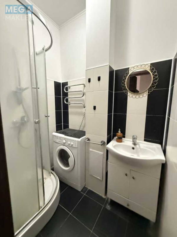 Продаж 2 кімнатної квартири (53/25/20), 2 пов. 4 пов. будинку, <a class="location-link" href="/kiev/" title="Недвижимость Київ">Київ</a>, <a class="location-link" href="/kiev/shevchenkovskij/" title="Недвижимость Шевченківський район">Шевченківський р-н</a>, Бульварно-Кудрявська вул., 8-а (изображение 8)