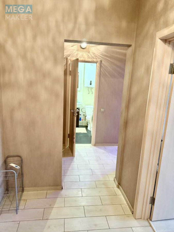 Продаж 1 кімнатної квартири (42,6/18/9,5), 20 пов. 22 пов. будинку, <a class="location-link" href="/kiev/" title="Недвижимость Київ">Київ</a>, <a class="location-link" href="/kiev/svyatoshinskij/" title="Недвижимость Святошинський район">Святошинський р-н</a>, Олевська вул., 7 (изображение 10)