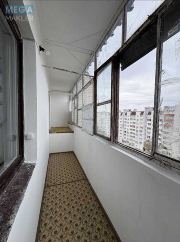 Продаж 3 кімнатної квартири (67/43/8), 9 пов. 9 пов. будинку, <a class="location-link" href="/chernigov/" title="Недвижимость Чернігів">Чернігів</a>, <a class="location-link" href="/chernigov/desnyanskij/" title="Недвижимость Деснянський район">Деснянський р-н</a>, Героїв Чорнобиля, 10 (изображение 2)