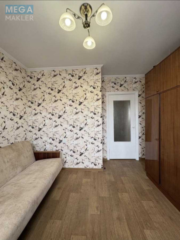 Продаж 3 кімнатної квартири (67/43/8), 9 пов. 9 пов. будинку, <a class="location-link" href="/chernigov/" title="Недвижимость Чернігів">Чернігів</a>, <a class="location-link" href="/chernigov/desnyanskij/" title="Недвижимость Деснянський район">Деснянський р-н</a>, Героїв Чорнобиля, 10 (изображение 5)