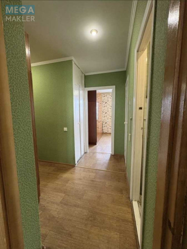 Продаж 3 кімнатної квартири (67/43/8), 9 пов. 9 пов. будинку, <a class="location-link" href="/chernigov/" title="Недвижимость Чернігів">Чернігів</a>, <a class="location-link" href="/chernigov/desnyanskij/" title="Недвижимость Деснянський район">Деснянський р-н</a>, Героїв Чорнобиля, 10 (изображение 11)