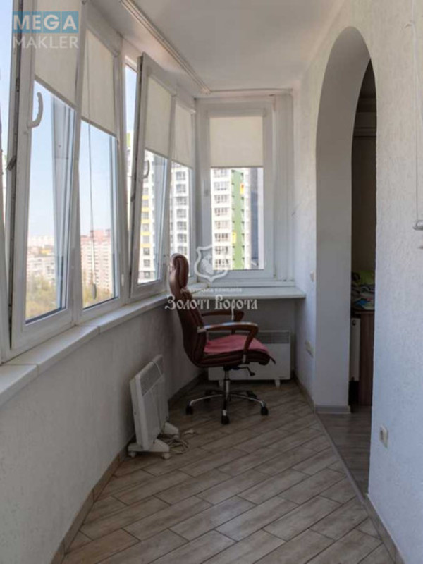 Продаж 2 кімнатної квартири (92/44/12,1), 19 пов. 25 пов. будинку, <a class="location-link" href="/kiev/" title="Недвижимость Київ">Київ</a>, <a class="location-link" href="/kiev/podolskij/" title="Недвижимость Подільський район">Подільський р-н</a>, Вишгородська вул., 45Б/ (изображение 9)