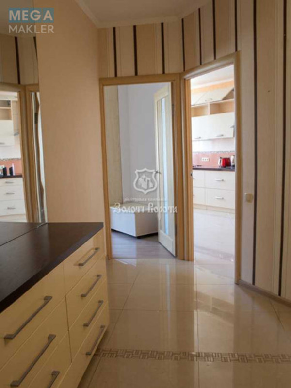 Продаж 2 кімнатної квартири (92/44/12,1), 19 пов. 25 пов. будинку, <a class="location-link" href="/kiev/" title="Недвижимость Київ">Київ</a>, <a class="location-link" href="/kiev/podolskij/" title="Недвижимость Подільський район">Подільський р-н</a>, Вишгородська вул., 45Б/ (изображение 15)