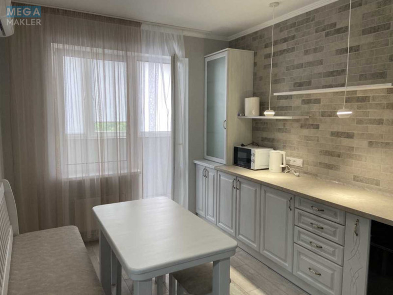 Продаж 1 кімнатної квартири (49/18/13), 9 пов. 26 пов. будинку, <a class="location-link" href="/kiev/" title="Недвижимость Київ">Київ</a>, <a class="location-link" href="/kiev/dneprovskij/" title="Недвижимость Дніпровський район">Дніпровський р-н</a>, Краківська вул., 27 (изображение 3)