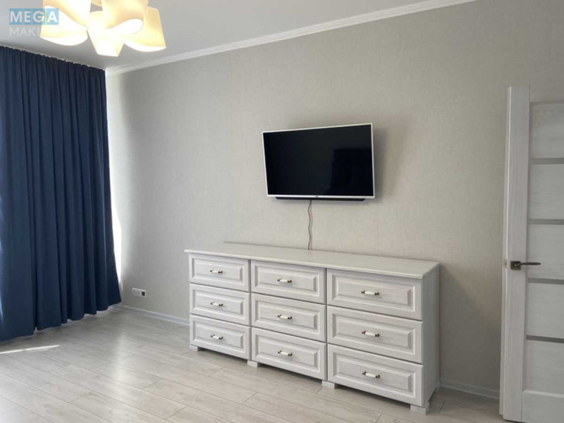 Продаж 1 кімнатної квартири (49/18/13), 9 пов. 26 пов. будинку, <a class="location-link" href="/kiev/" title="Недвижимость Київ">Київ</a>, <a class="location-link" href="/kiev/dneprovskij/" title="Недвижимость Дніпровський район">Дніпровський р-н</a>, Краківська вул., 27 (изображение 11)