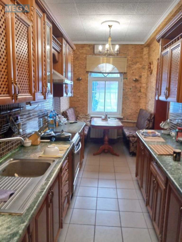 Оренда дома, <a class="location-link" href="/kiev/" title="Недвижимость Київ">Київ</a>, <a class="location-link" href="/kiev/darnickij/" title="Недвижимость Дарницький район">Дарницький р-н</a>, Центральная ул. (изображение 5)