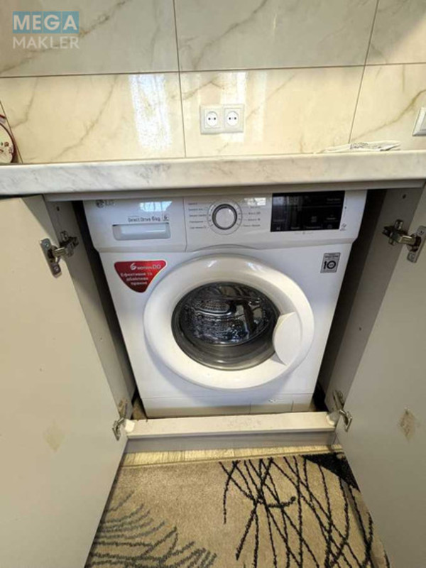 Оренда 1 кімнатної квартири, <a class="location-link" href="/kiev/" title="Недвижимость Київ">Київ</a>, <a class="location-link" href="/kiev/solomenskij/" title="Недвижимость Солом'янський район">Солом'янський р-н</a>, Металістів пров., 1 (изображение 3)