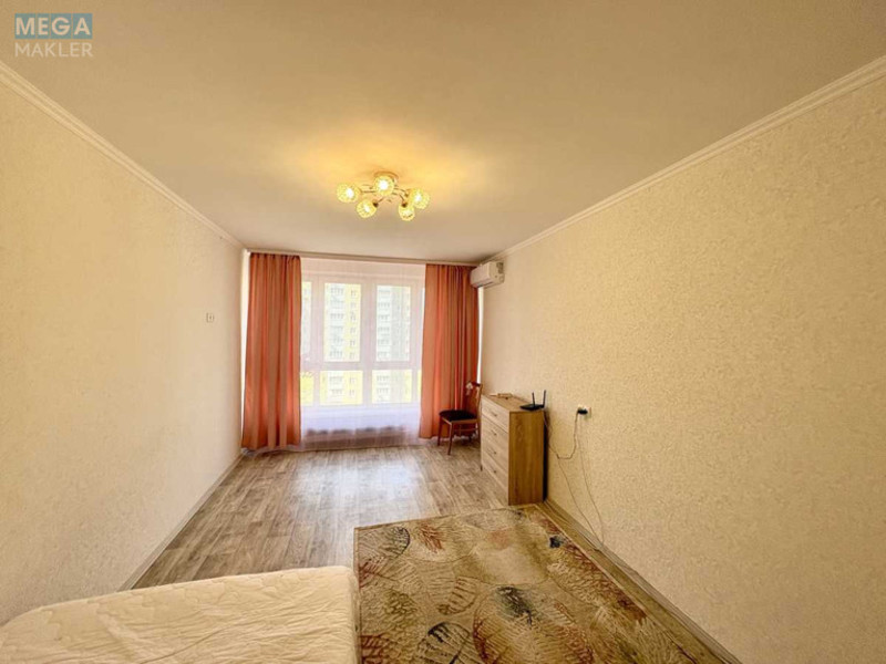 Оренда 1 кімнатної квартири, <a class="location-link" href="/kiev/" title="Недвижимость Київ">Київ</a>, <a class="location-link" href="/kiev/solomenskij/" title="Недвижимость Солом'янський район">Солом'янський р-н</a>, Металістів пров., 1 (изображение 6)