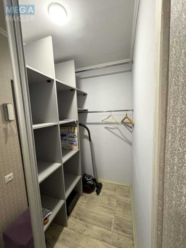 Оренда 1 кімнатної квартири, <a class="location-link" href="/kiev/" title="Недвижимость Київ">Київ</a>, <a class="location-link" href="/kiev/solomenskij/" title="Недвижимость Солом'янський район">Солом'янський р-н</a>, Металістів пров., 1 (изображение 12)