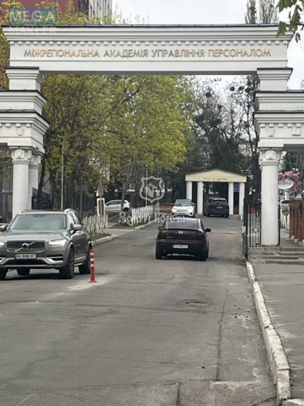 Продаж 10 кімнатної квартири (31/?/?), 6 пов. 9 пов. будинку, <a class="location-link" href="/kiev/" title="Недвижимость Київ">Київ</a>, <a class="location-link" href="/kiev/goloseevskij/" title="Недвижимость Голосіївський район">Голосіївський р-н</a>, Фрометівська вул., 2 (изображение 7)