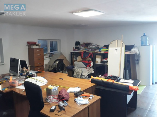 Продаж приміщення у нежитловому будинку, под магазин-офис-склад-производство, нормальне сост., <a class="location-link" href="/kiev/" title="Недвижимость Київ">Київ</a>, <a class="location-link" href="/kiev/obolonskij/" title="Недвижимость Оболонський район">Оболонський р-н</a>, Бандери проспект 21 ( <img src="https://megamakler.com.ua/metro/0000ff.gif" alt="" class="metro" /> м. Петровка, 3 хвилини ) (изображение 2)