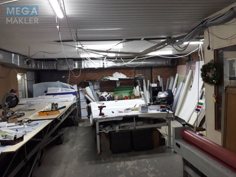 Продаж приміщення у нежитловому будинку, под магазин-офис-склад-производство, нормальне сост., <a class="location-link" href="/kiev/" title="Недвижимость Київ">Київ</a>, <a class="location-link" href="/kiev/obolonskij/" title="Недвижимость Оболонський район">Оболонський р-н</a>, Бандери проспект 21 ( <img src="https://megamakler.com.ua/metro/0000ff.gif" alt="" class="metro" /> м. Петровка, 3 хвилини ) (изображение 7)