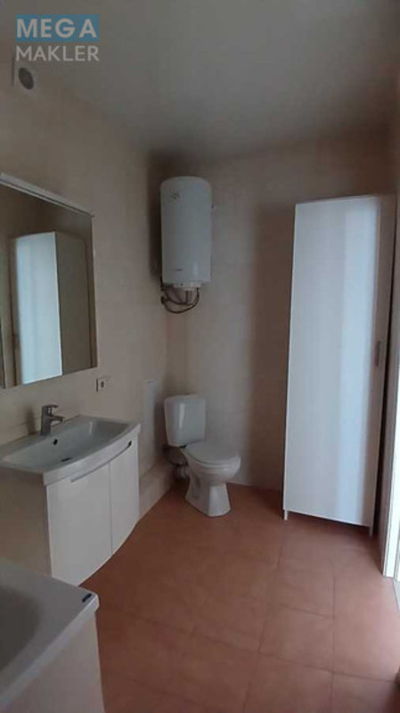 Продаж 2 кімнатної квартири (81/38/15), 17 пов. 24 пов. будинку, <a class="location-link" href="/kiev/" title="Недвижимость Київ">Київ</a>, <a class="location-link" href="/kiev/svyatoshinskij/" title="Недвижимость Святошинський район">Святошинський р-н</a>, Берестейський просп., 131А (изображение 14)