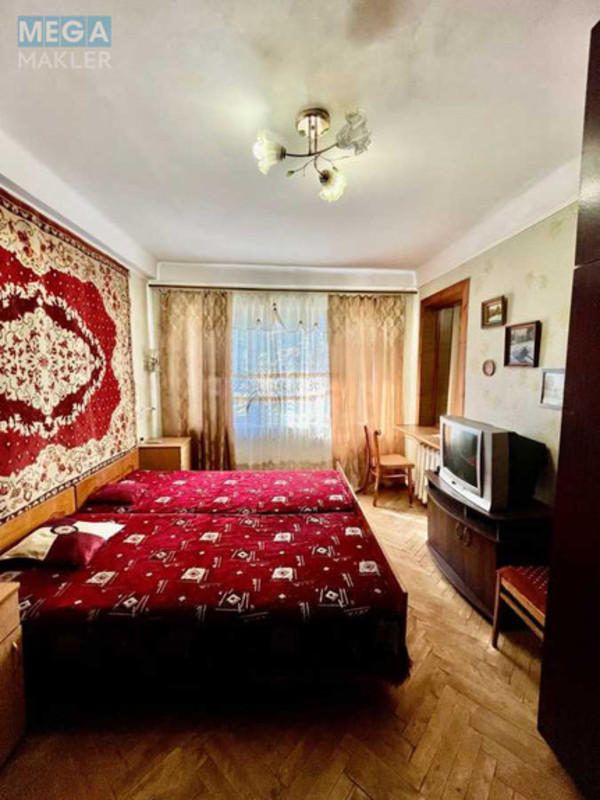 Продаж 2 кімнатної квартири (46,4/30/7,8), 5 пов. 5 пов. будинку, <a class="location-link" href="/kiev/" title="Недвижимость Київ">Київ</a>, <a class="location-link" href="/kiev/shevchenkovskij/" title="Недвижимость Шевченківський район">Шевченківський р-н</a>, Академика Туполева ул., 20б (изображение 2)