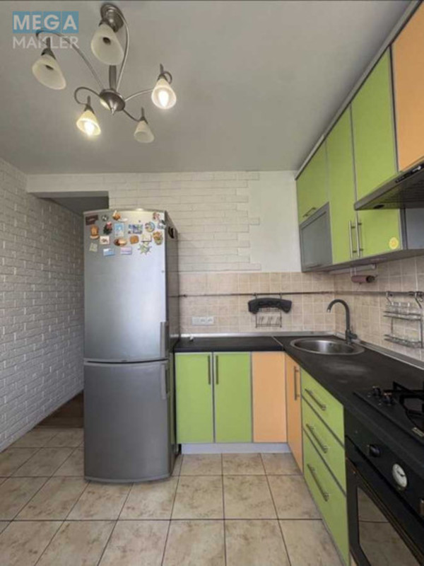 Продаж 3 кімнатної квартири (65/43/6), 5 пов. 5 пов. будинку, <a class="location-link" href="/chernigov/" title="Недвижимость Чернігів">Чернігів</a>, <a class="location-link" href="/chernigov/desnyanskij/" title="Недвижимость Деснянський район">Деснянський р-н</a>, Доценко, 25в (изображение 5)