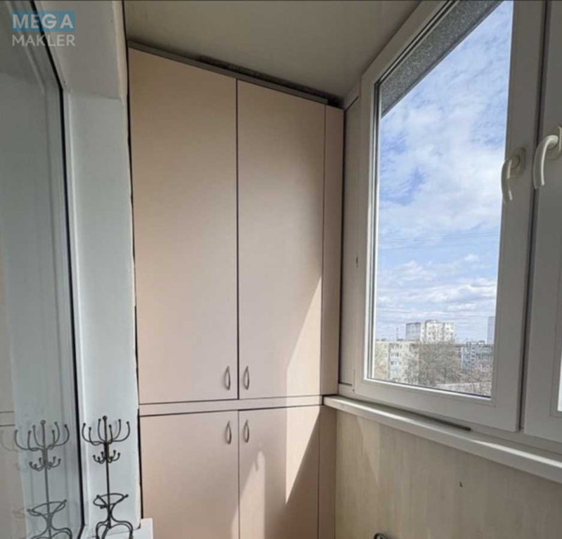 Продаж 3 кімнатної квартири (65/43/6), 5 пов. 5 пов. будинку, <a class="location-link" href="/chernigov/" title="Недвижимость Чернігів">Чернігів</a>, <a class="location-link" href="/chernigov/desnyanskij/" title="Недвижимость Деснянський район">Деснянський р-н</a>, Доценко, 25в (изображение 10)