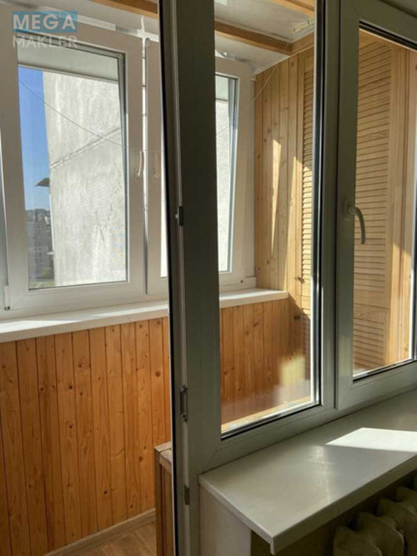 Продаж 3 кімнатної квартири (69/44/8), 8 пов. 16 пов. будинку, <a class="location-link" href="/kiev/" title="Недвижимость Київ">Київ</a>, <a class="location-link" href="/kiev/obolonskij/" title="Недвижимость Оболонський район">Оболонський р-н</a>, Оболонский просп., 13 (изображение 5)