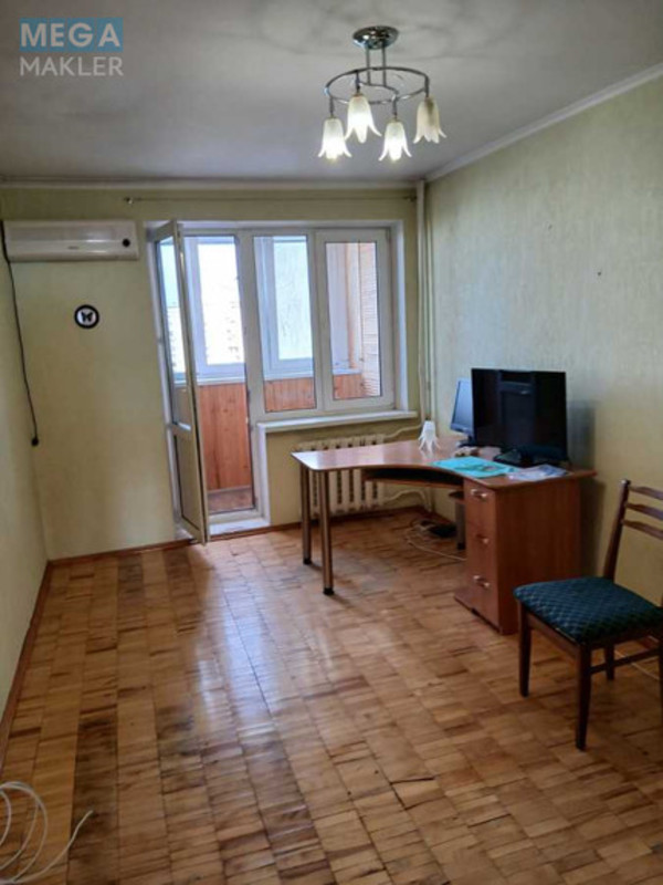 Продаж 3 кімнатної квартири (69/44/8), 8 пов. 16 пов. будинку, <a class="location-link" href="/kiev/" title="Недвижимость Київ">Київ</a>, <a class="location-link" href="/kiev/obolonskij/" title="Недвижимость Оболонський район">Оболонський р-н</a>, Оболонский просп., 13 (изображение 6)