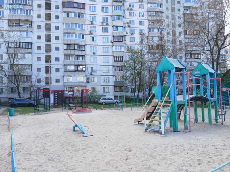 Продаж 3 кімнатної квартири (69/44/8), 8 пов. 16 пов. будинку, <a class="location-link" href="/kiev/" title="Недвижимость Київ">Київ</a>, <a class="location-link" href="/kiev/obolonskij/" title="Недвижимость Оболонський район">Оболонський р-н</a>, Оболонский просп., 13 (изображение 21)