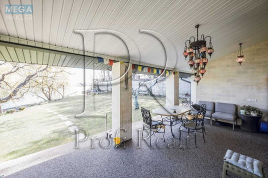 Продаж дома, 2&nbsp;поверху, 368&nbsp;кв.м, 7&nbsp;кімнат, ділянка 14&nbsp;соток, <a class="location-link" href="/podgorcy-selo/" title="Недвижимость Підгірці">Підгірці</a>, Озерна вулиця (изображение 9)