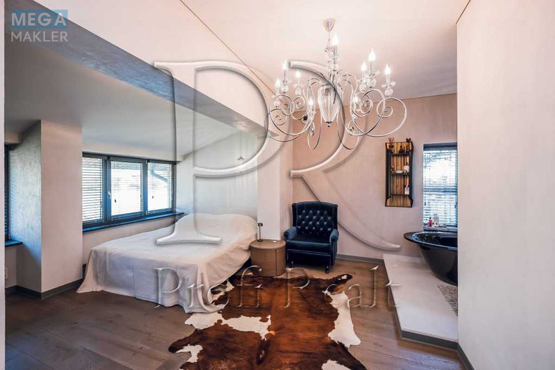 Продаж дома, 2&nbsp;поверху, 368&nbsp;кв.м, 7&nbsp;кімнат, ділянка 14&nbsp;соток, <a class="location-link" href="/podgorcy-selo/" title="Недвижимость Підгірці">Підгірці</a>, Озерна вулиця (изображение 16)