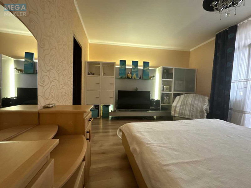 Продаж 1 кімнатної квартири (57/15/18), 19 пов. 22 пов. будинку, <a class="location-link" href="/kiev/" title="Недвижимость Київ">Київ</a>, <a class="location-link" href="/kiev/darnickij/" title="Недвижимость Дарницький район">Дарницький р-н</a>, Урлівська вул., 11А (изображение 11)